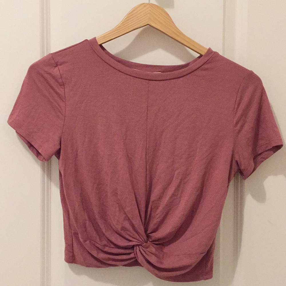Dusty rose crop top 🌹